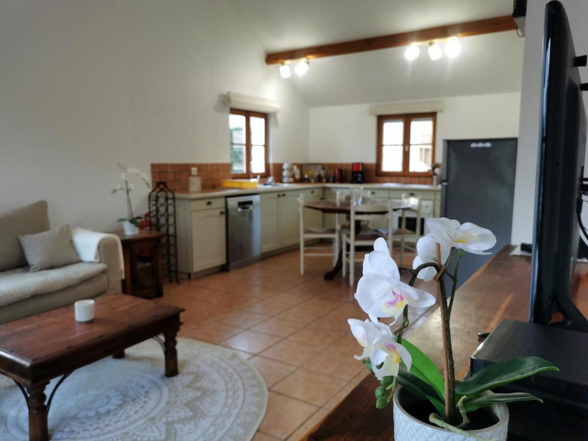 3 Self-Contained Gites With Pool And Games Room Saint-Georges-de-Noisne Ngoại thất bức ảnh
